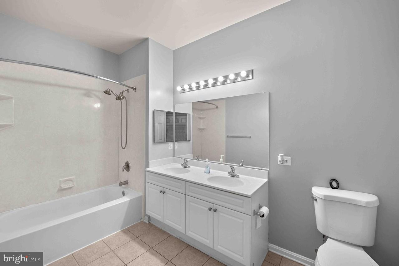 3114 Bellamy Way Suitland, MD 20746 - Photo 15 of 17