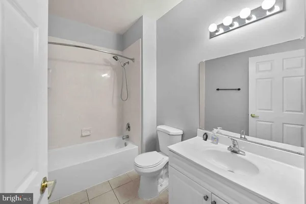 $250,000 | 3114 Bellamy Way, Suitland, MD 20746