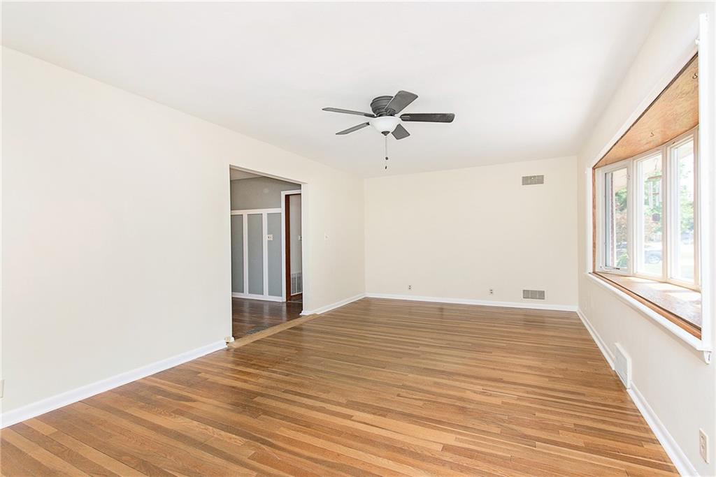126 Grandison Road Greenfield, IN 46140 - Photo 13 of 25 Gallery Image 13