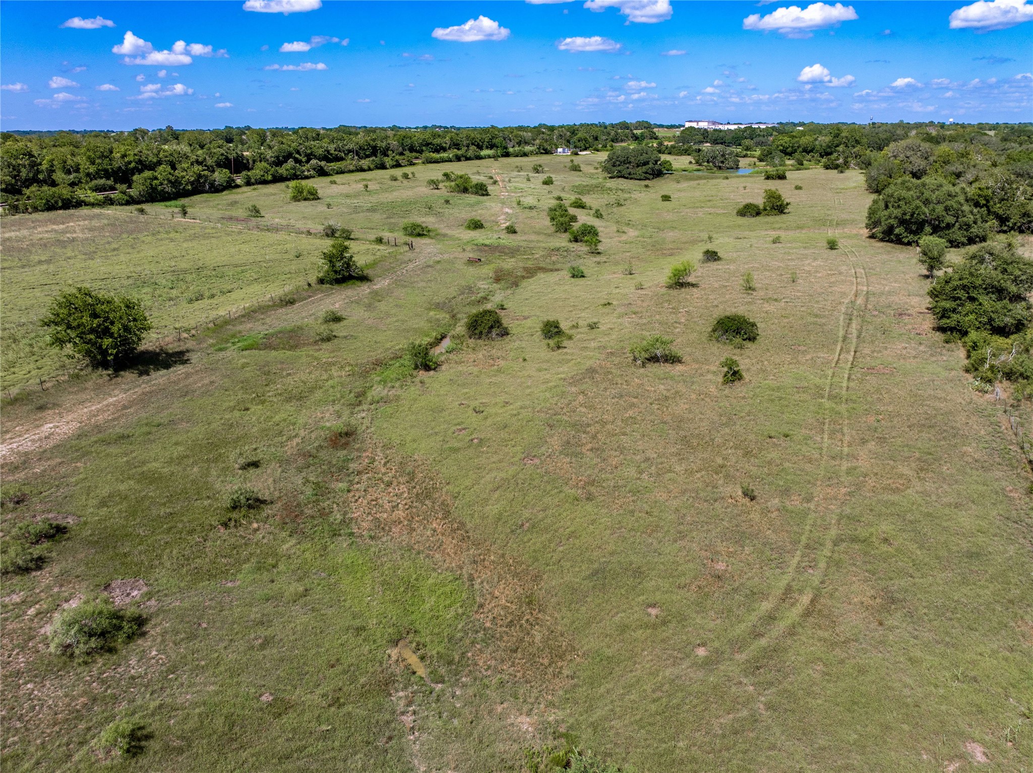 253 Cr 253 Road Weimar, TX 78962 - Photo 15 of 27 a view of an outdoor space and mountain view