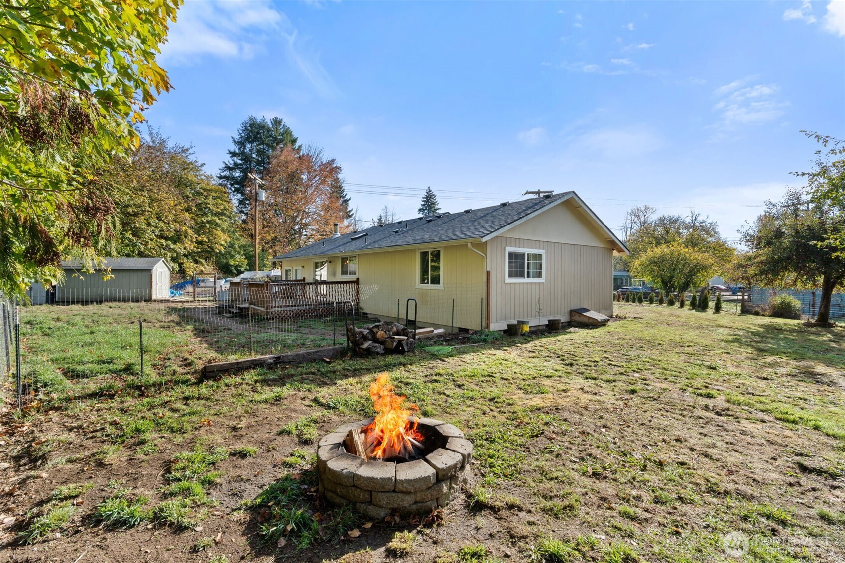 1003 Northwest Dexter Avenue Winlock, WA 98596 - Photo 29 of 39 a view of a backyard of the house