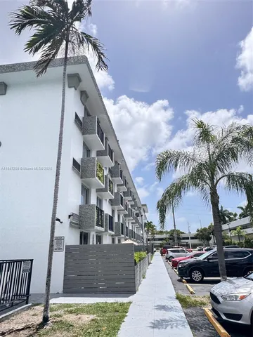 a view of outdoor space yard and patio