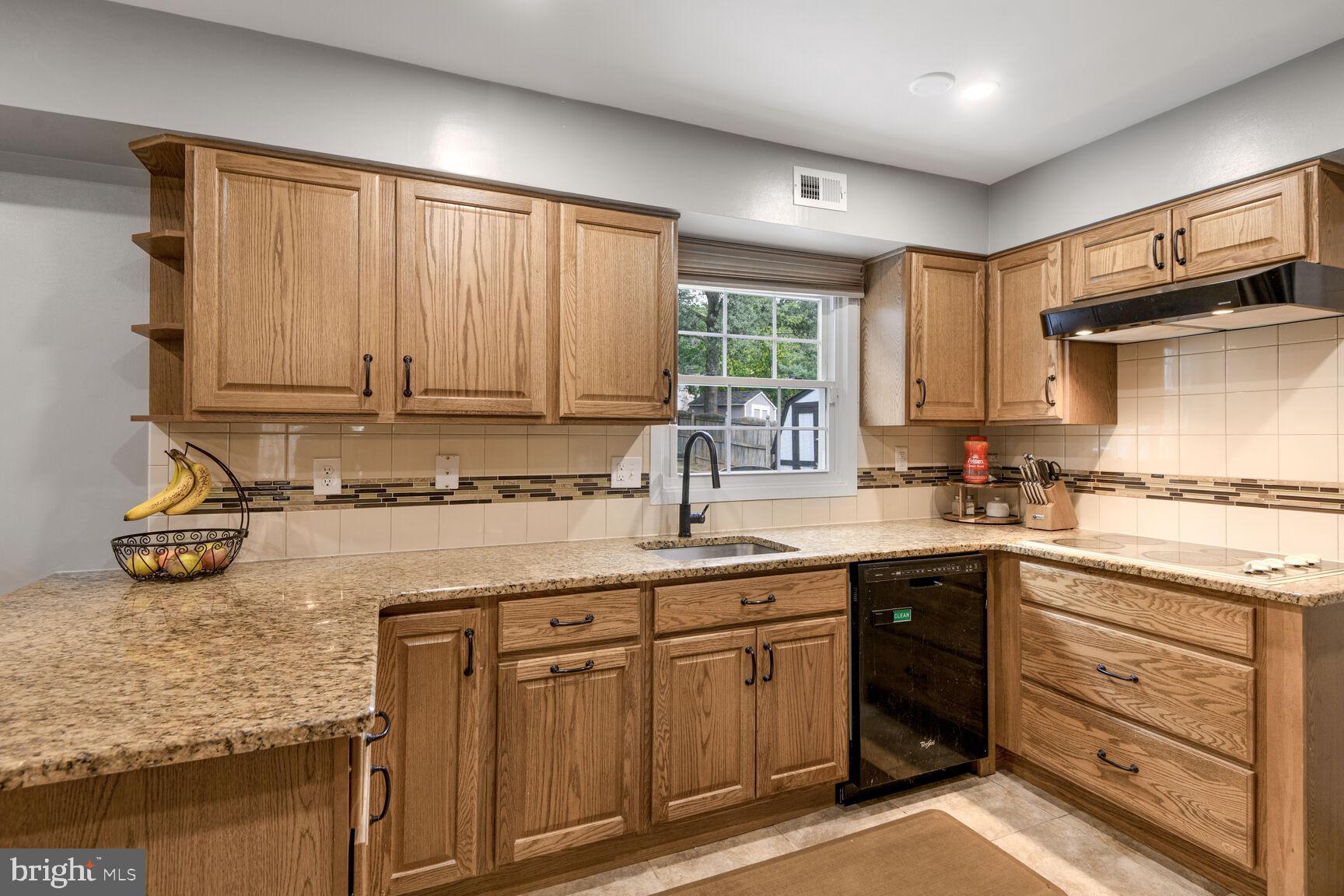 4918 Ridgeview Lane Bowie, MD 20715 - Photo 13 of 30 Granite Countertops w/Window to see the backyard
