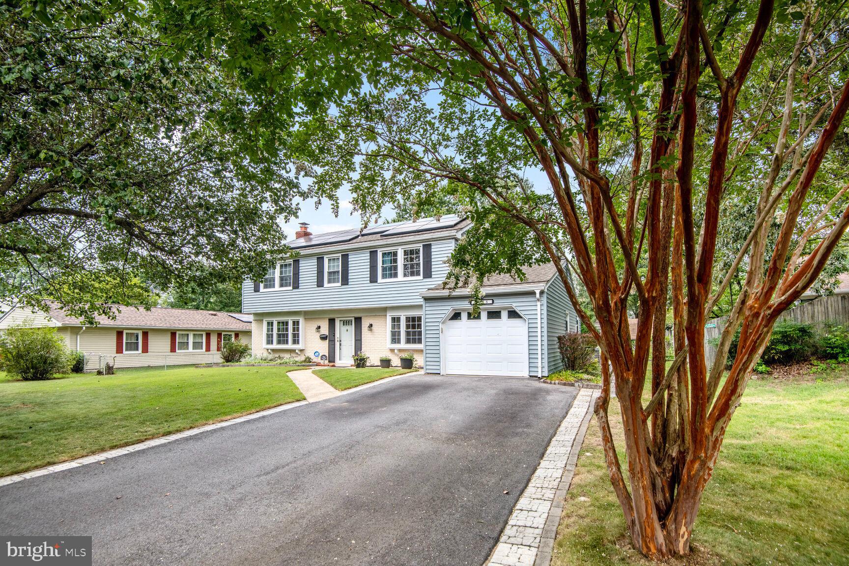 4918 Ridgeview Lane Bowie, MD 20715 - Photo 2 of 30 One Car Garage