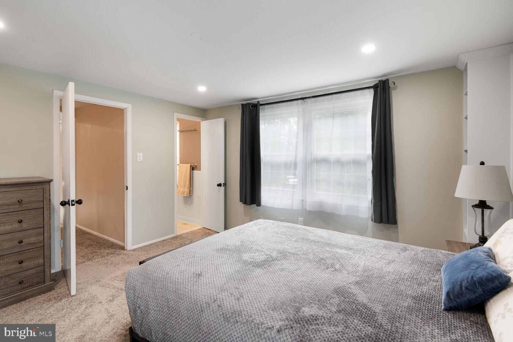 4918 Ridgeview Lane Bowie, MD 20715 - Photo 21 of 30 Primary Bedroom