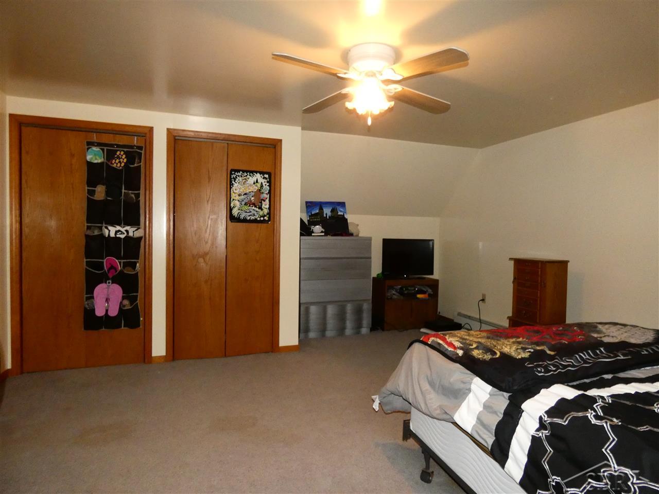 9761 West Fairgrove Road Reese, MI 48757 - Photo 18 of 26 31389643-17.JPG