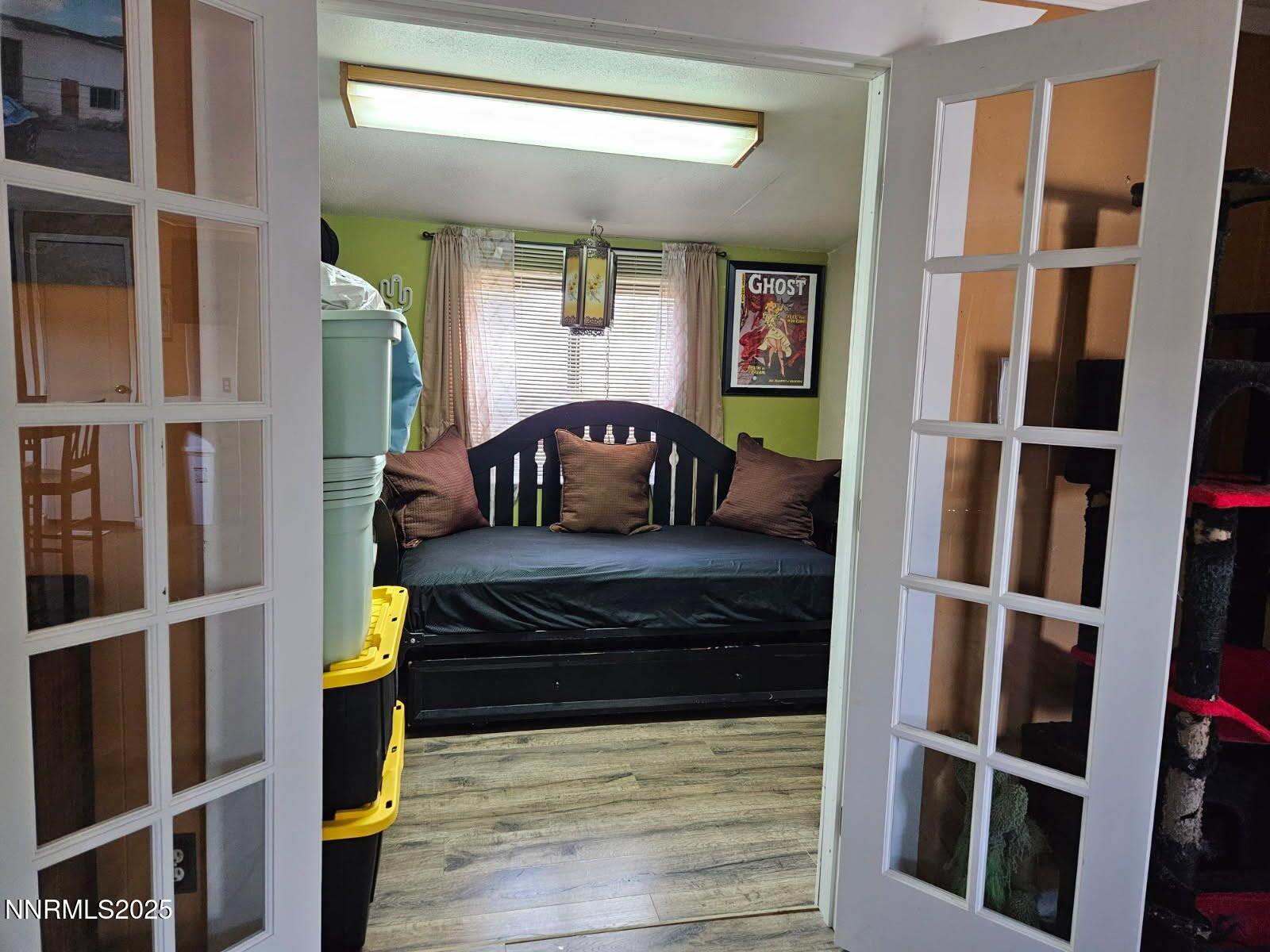 11 Mariposa Way Round Mountain, NV 89045 - Photo 4 of 11 a view of a livingroom with furniture and staircase