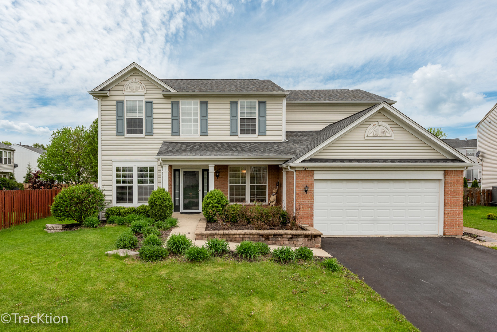 129 Ginkgo Street Bolingbrook, IL 60490 - Photo 1 of 25