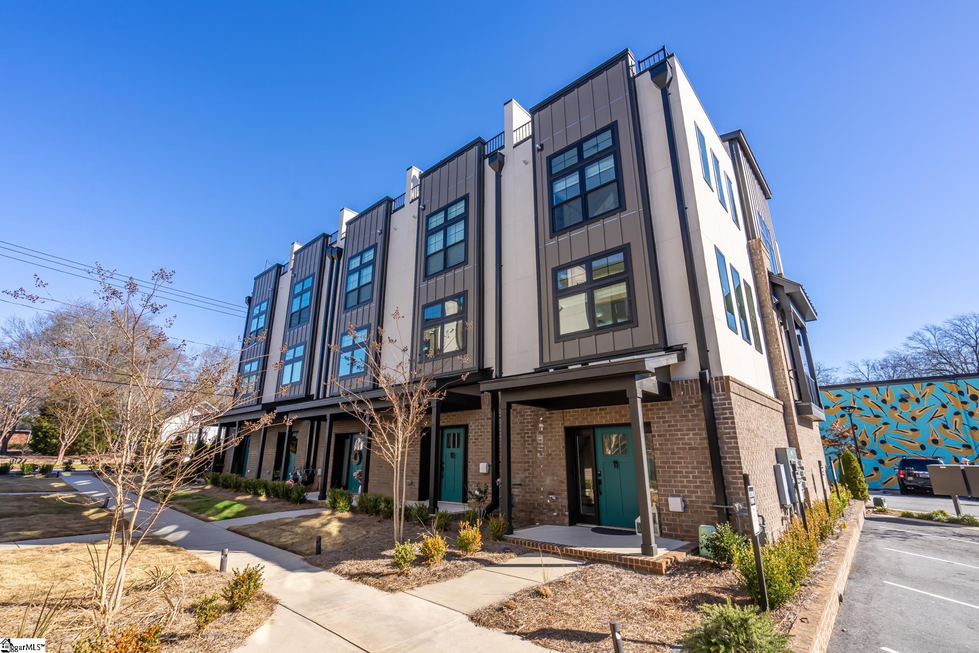 121 West Stone Ave Unit 11  