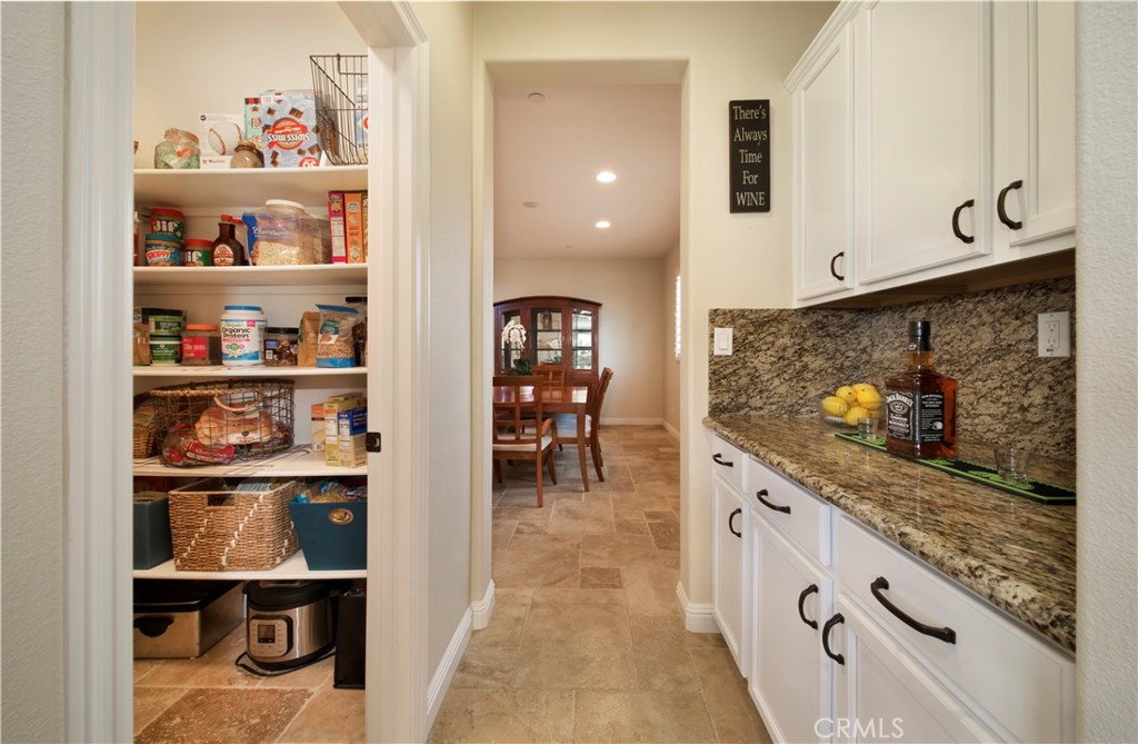 5572 Thoroughbred Street Oceanside, CA 92057 - Photo 10 of 38