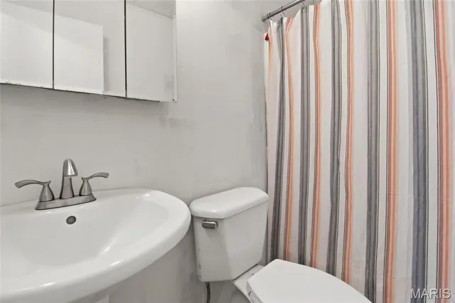 $205,000 | 5408 Lakeview Lane, Festus, MO 63028