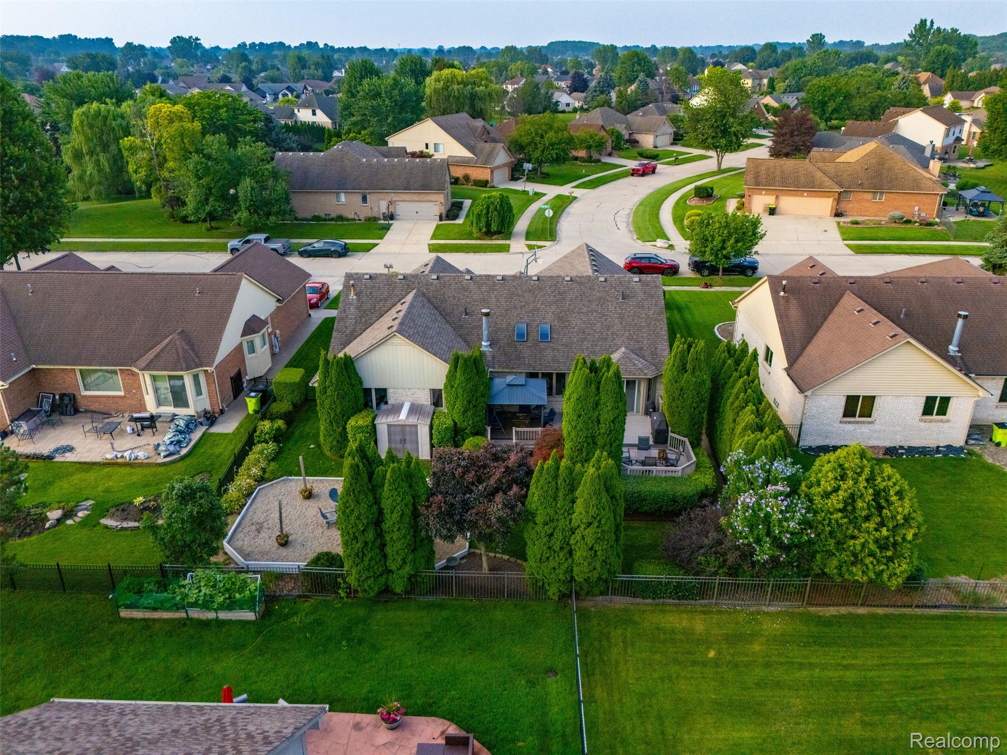 47676 Sandy Ridge Drive Macomb, MI 48044 - Photo 51 of 55 55_drone-10.jpg