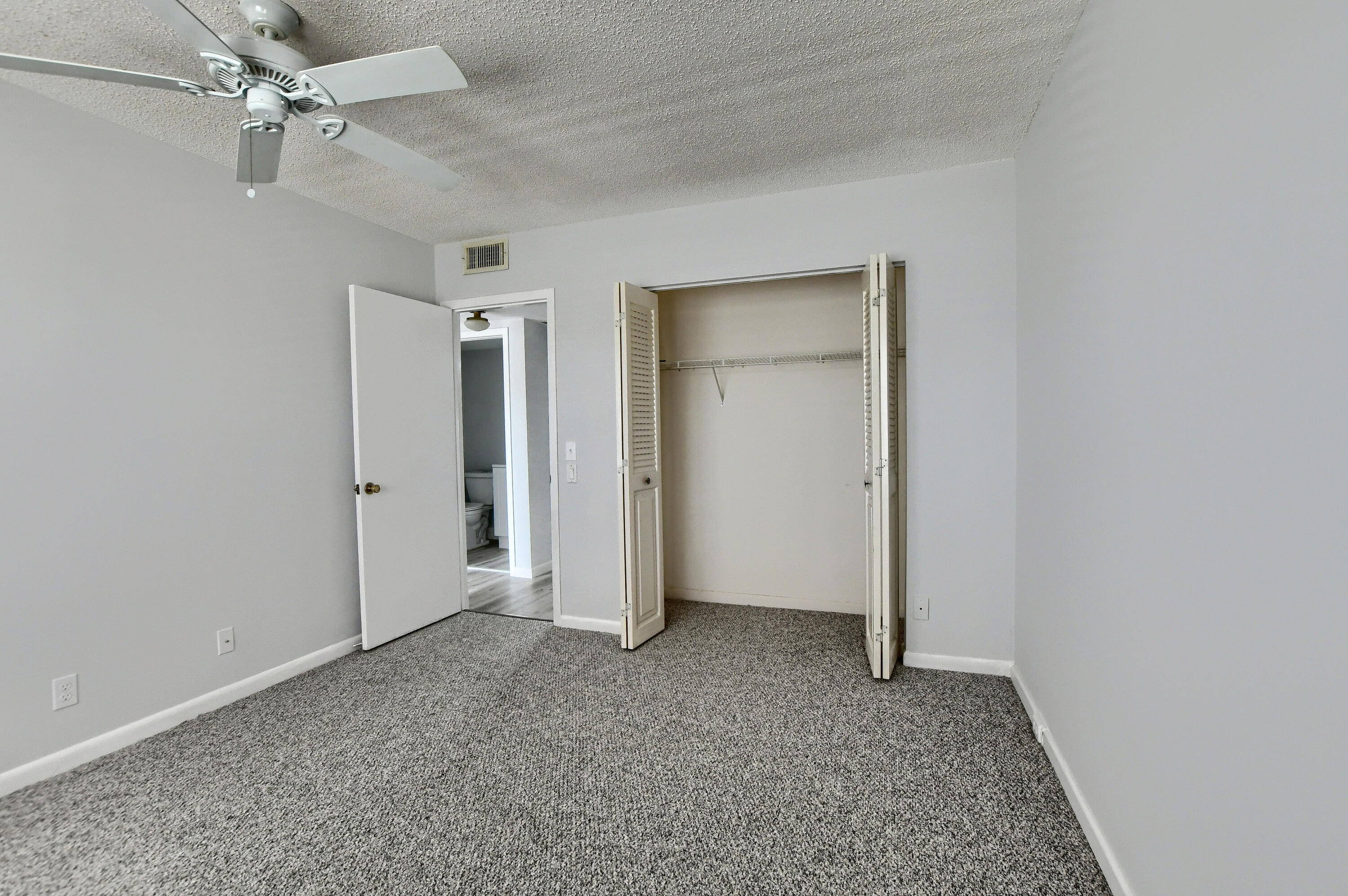 199 Brighton East Boca Raton, FL 33434 - Photo 13 of 23 EBF_3945-HDR(5)