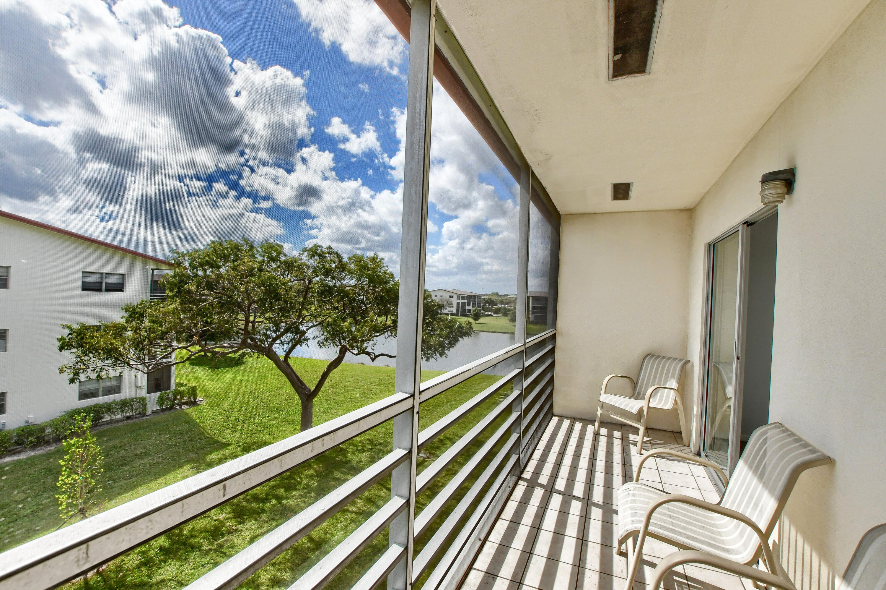 199 Brighton East Boca Raton, FL 33434 - Photo 19 of 23 EBF_3975-HDR(5)