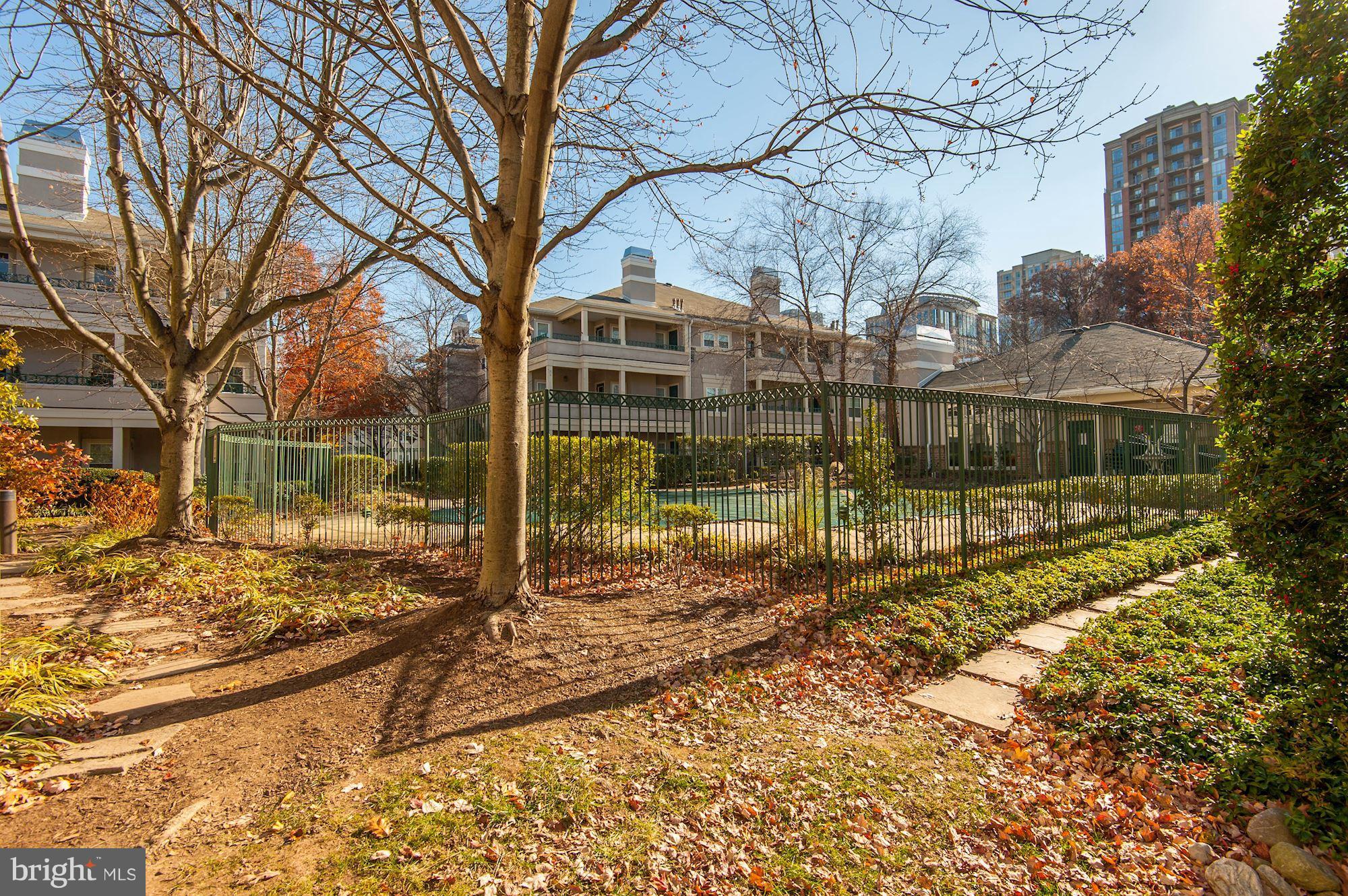 12016 Taliesin Place, Unit 22 Reston, VA 20190 - Photo 24 of 30 Outdoor Pool
