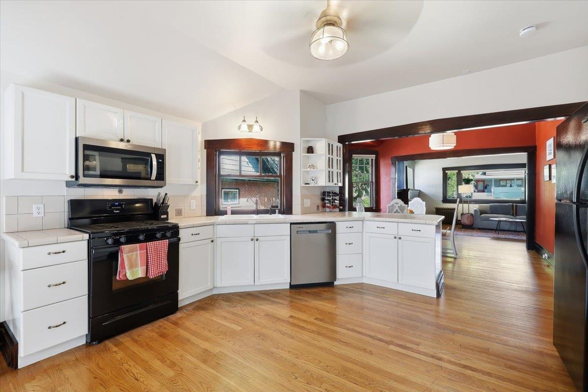 1424 South Cedar Street Spokane, WA 99203 - Photo 11 of 40 Gallery Image 11