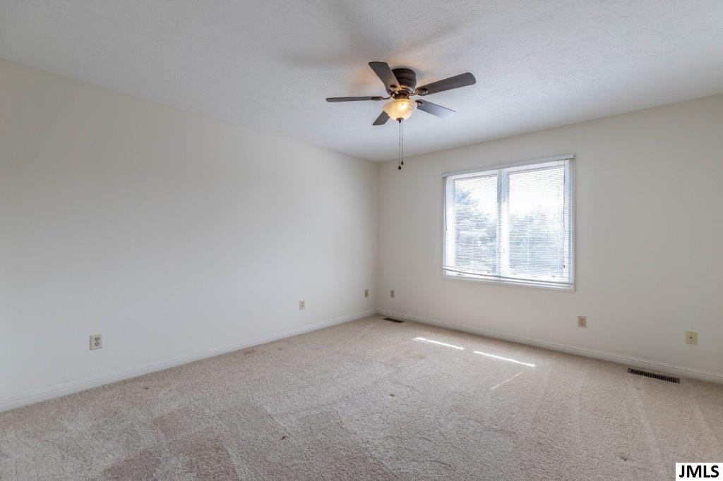 421 Raging River Road Mason, MI 48854 - Photo 22 of 36 Photo 22