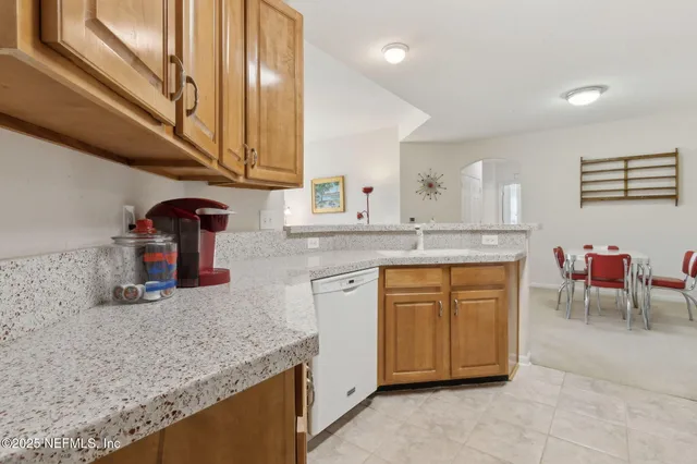 $179,000 | 785 Oakleaf Plantation Parkway, Unit 713, Orange Park, FL 32065