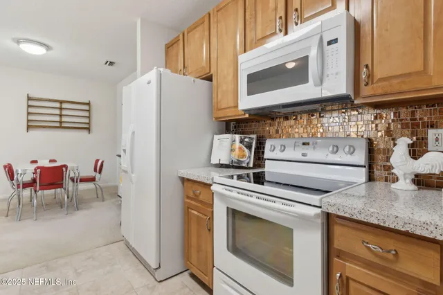 $179,000 | 785 Oakleaf Plantation Parkway, Unit 713, Orange Park, FL 32065