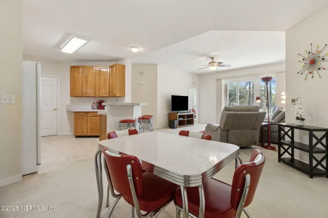 $179,000 | 785 Oakleaf Plantation Parkway, Unit 713, Orange Park, FL 32065