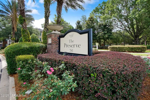 $179,000 | 785 Oakleaf Plantation Parkway, Unit 713, Orange Park, FL 32065