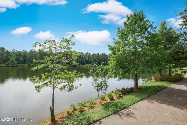 $179,000 | 785 Oakleaf Plantation Parkway, Unit 713, Orange Park, FL 32065