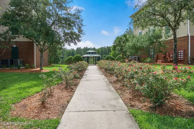 $179,000 | 785 Oakleaf Plantation Parkway, Unit 713, Orange Park, FL 32065