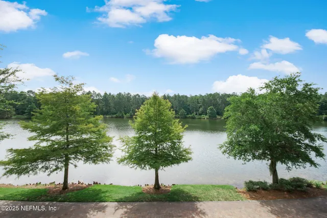 $179,000 | 785 Oakleaf Plantation Parkway, Unit 713, Orange Park, FL 32065