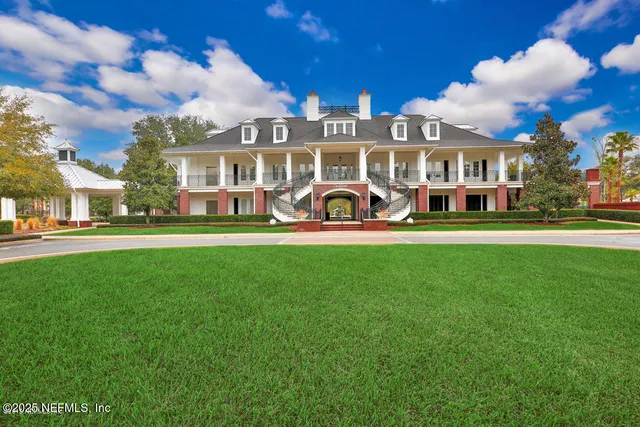 $179,000 | 785 Oakleaf Plantation Parkway, Unit 713, Orange Park, FL 32065