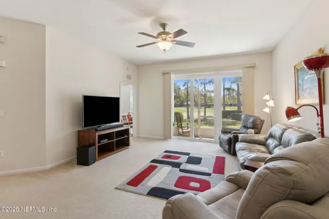 $179,000 | 785 Oakleaf Plantation Parkway, Unit 713, Orange Park, FL 32065