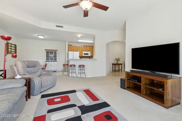 $179,000 | 785 Oakleaf Plantation Parkway, Unit 713, Orange Park, FL 32065