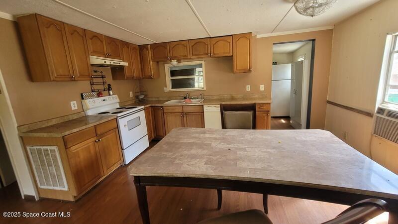 2785 Brockett Road Mims, FL 32754 - Photo 12 of 21 20250501_145438