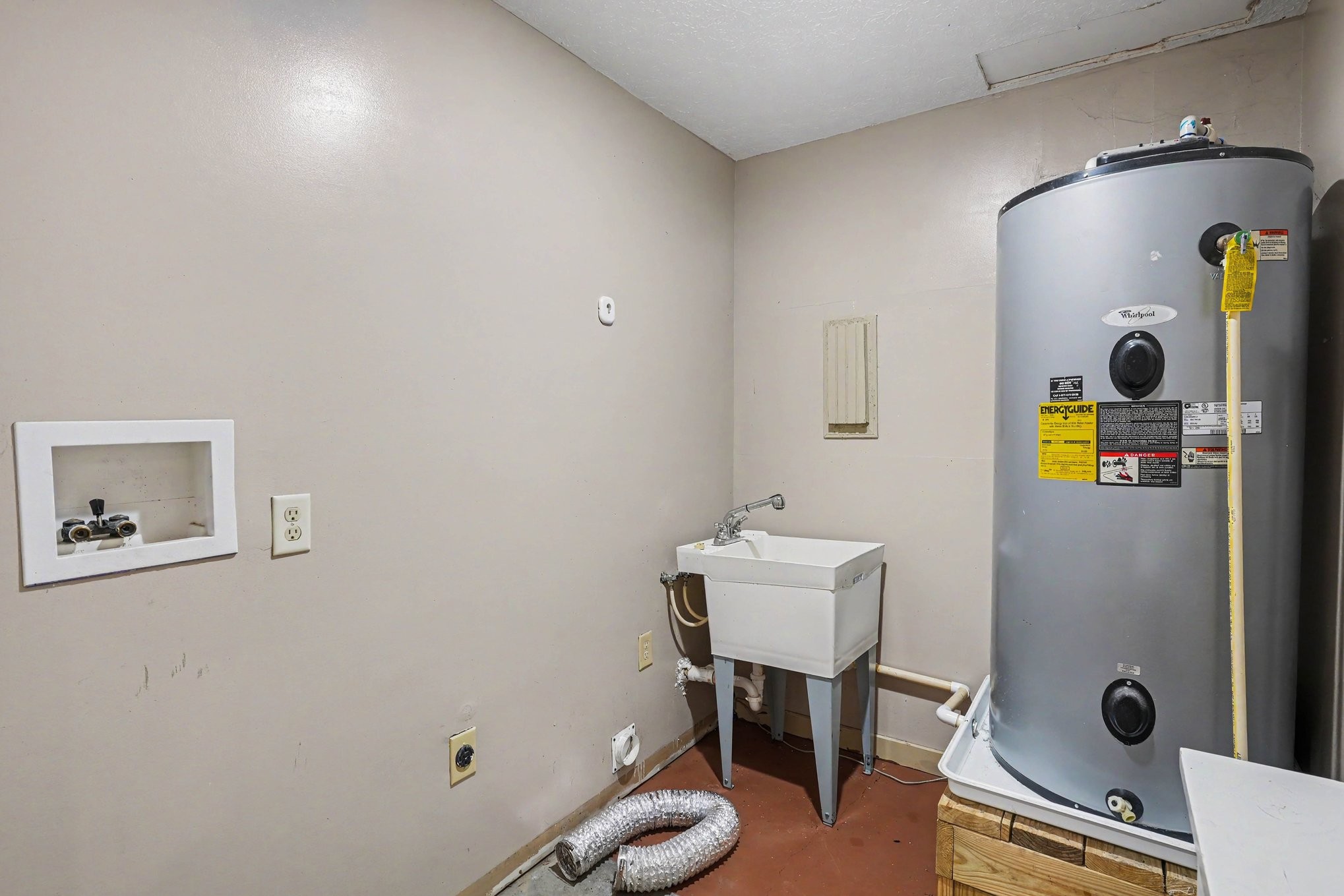 2275 Hanestown Road Westmoreland, TN 37186 - Photo 25 of 34