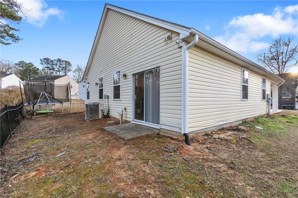 5430 Sable Bay Point Atlanta, GA 30349 - Photo 14 of 25