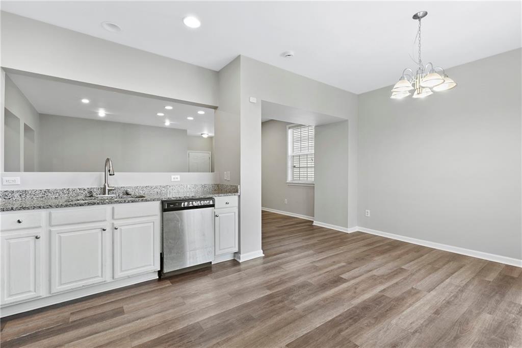 5430 Sable Bay Point Atlanta, GA 30349 - Photo 2 of 25