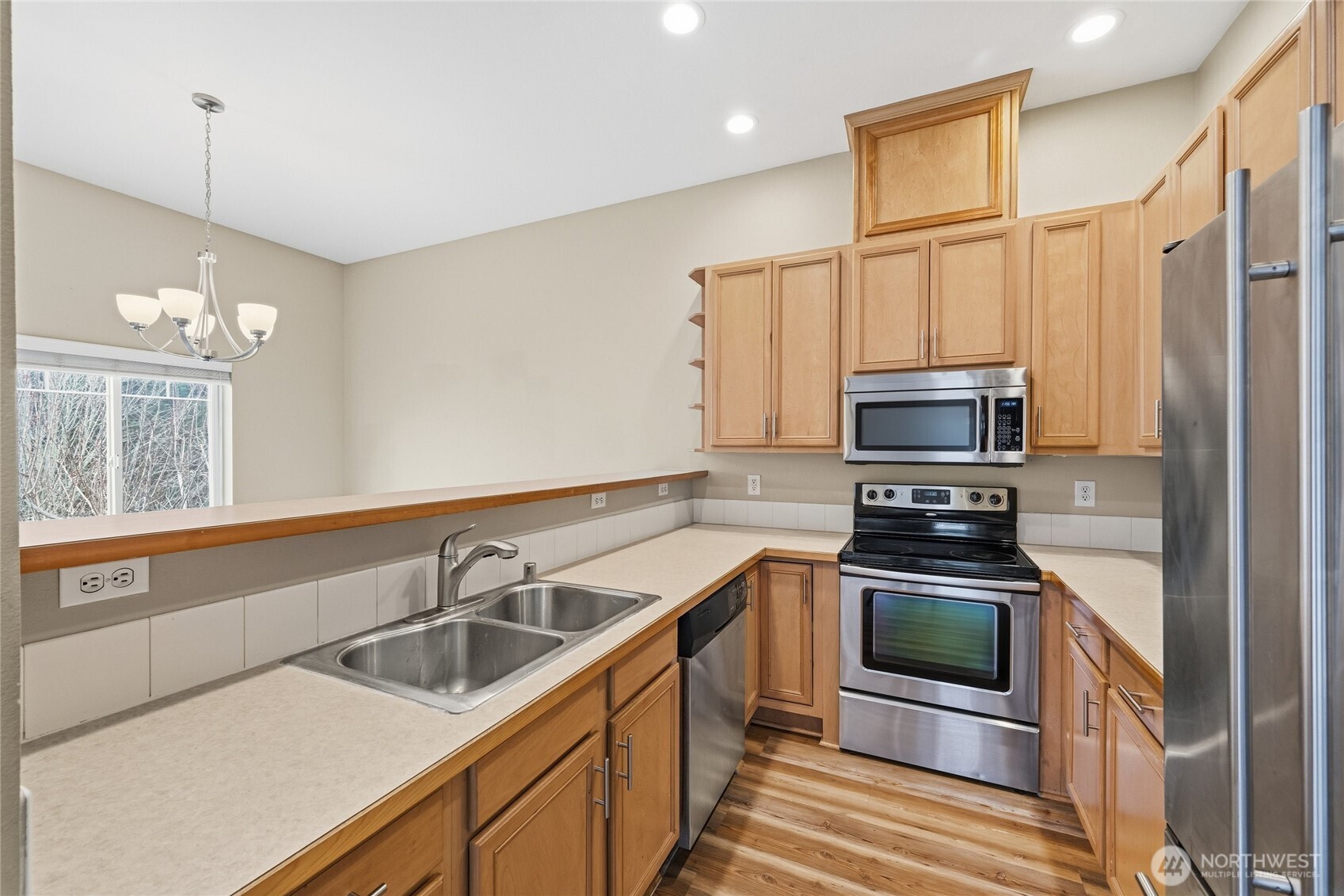 4637 Celia Way, Unit 201 Bellingham, WA 98226 - Photo 5 of 28