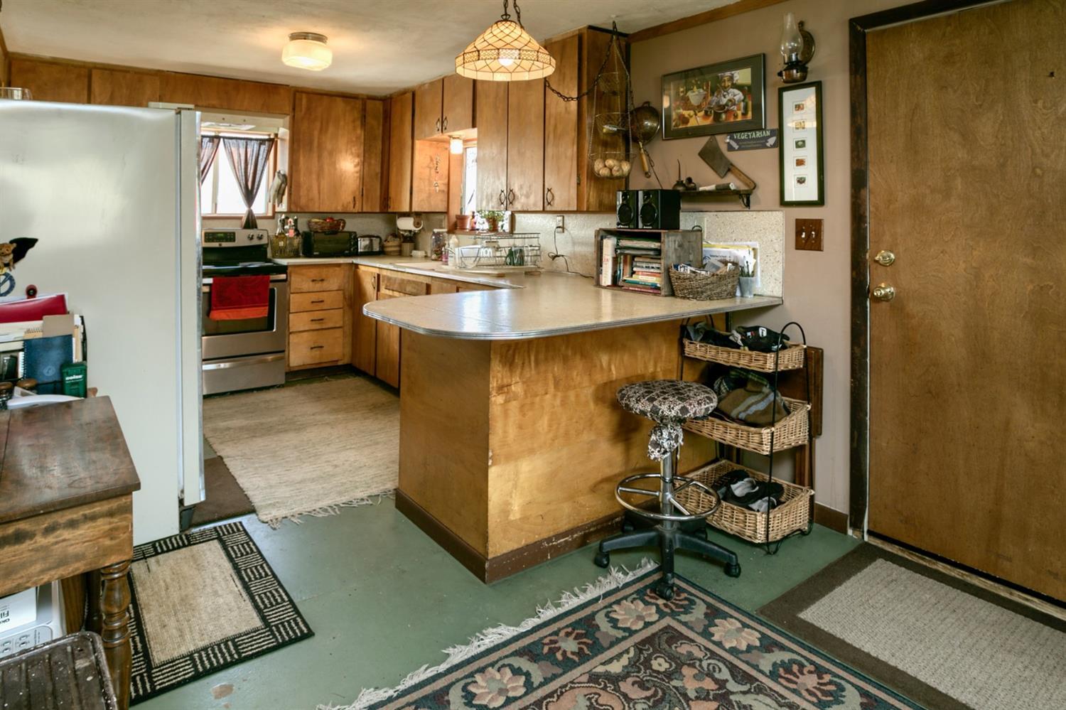 349 West Valley View Road Ashland, OR 97520 - Photo 10 of 35 Additional Photo