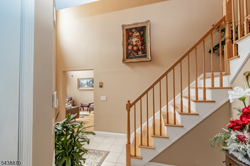 419 Putnam Road Union, NJ 07083 - Photo 15 of 37 a view of entryway and hall