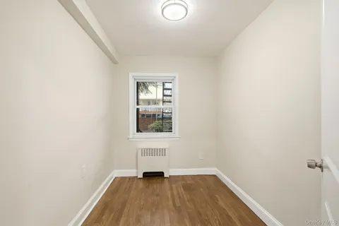 $999,888 | 1649 Lurting Avenue | Morris Park