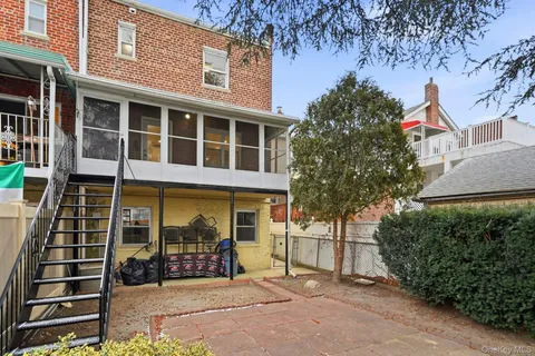 $999,888 | 1649 Lurting Avenue | Morris Park