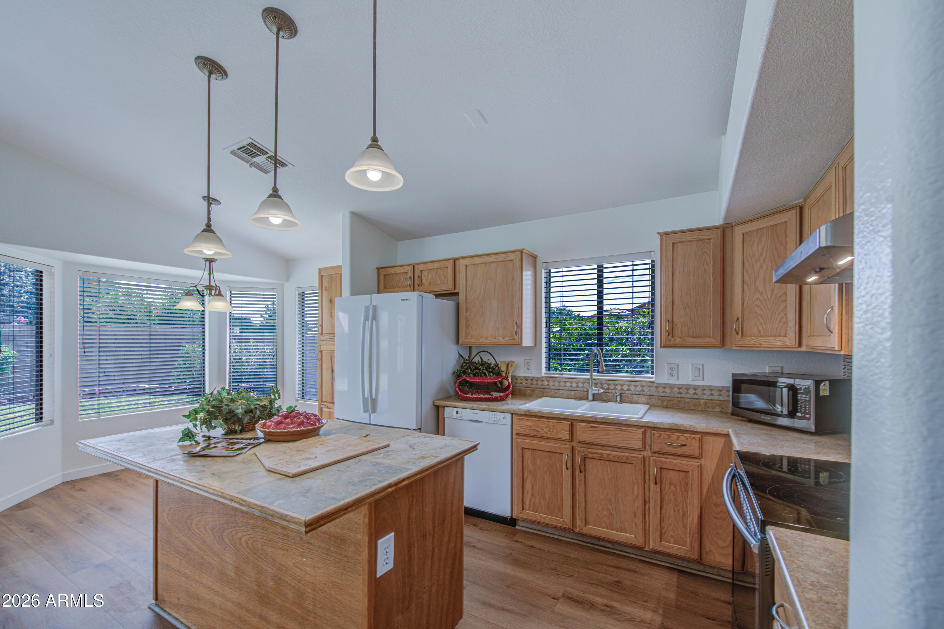2233 East Rawhide Street Gilbert, AZ 85296 - Photo 5 of 21 Kitchen 2