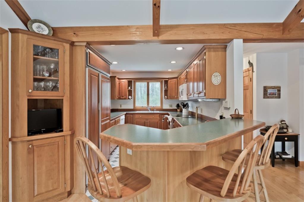 18 West Beech Ridge Road Scarborough, ME 04074 - Photo 10 of 35 Photo
