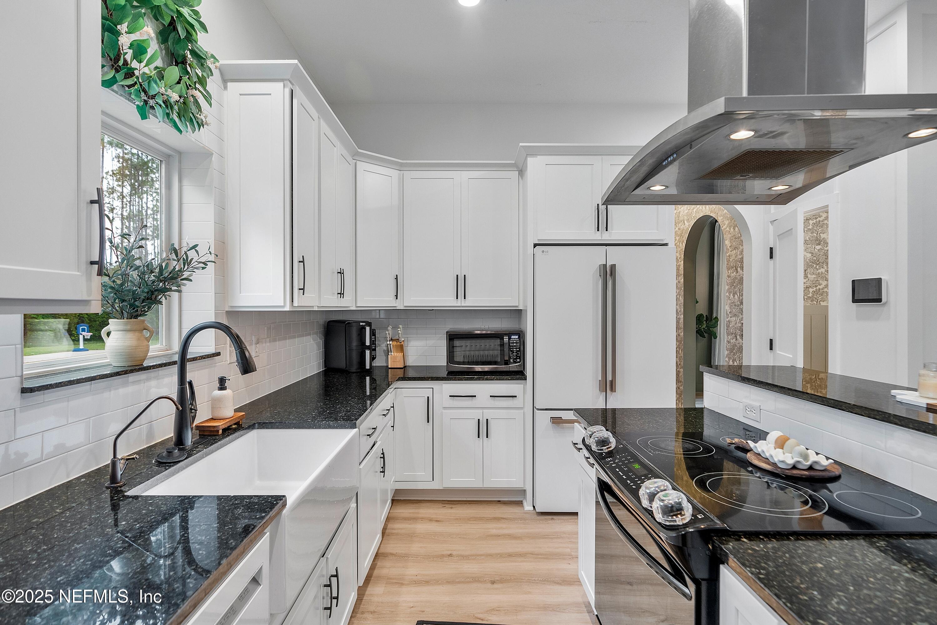 201 Burghley Avenue St. Augustine, FL 32092 - Photo 17 of 75 Farmhouse Kitchen
