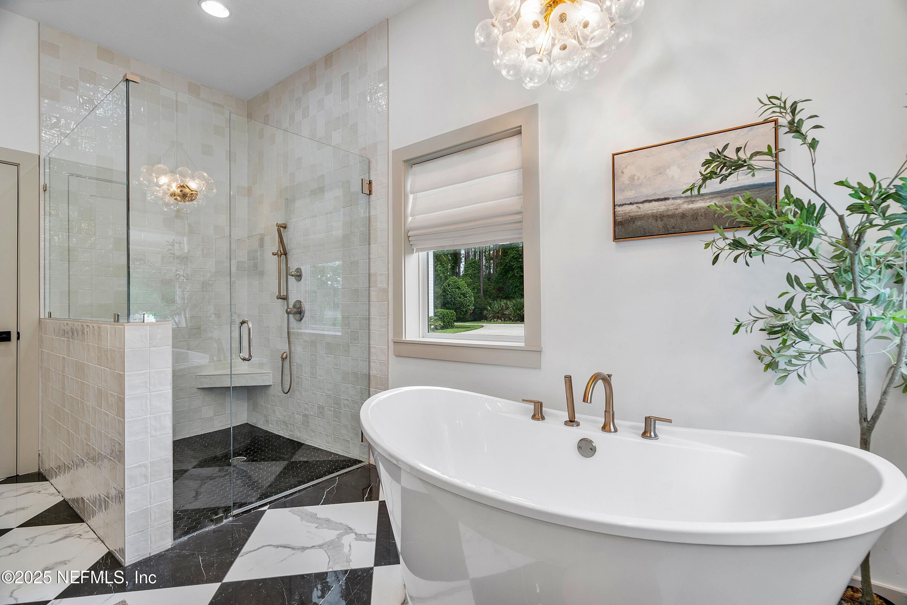 201 Burghley Avenue St. Augustine, FL 32092 - Photo 28 of 75 Separate Tub and Shower