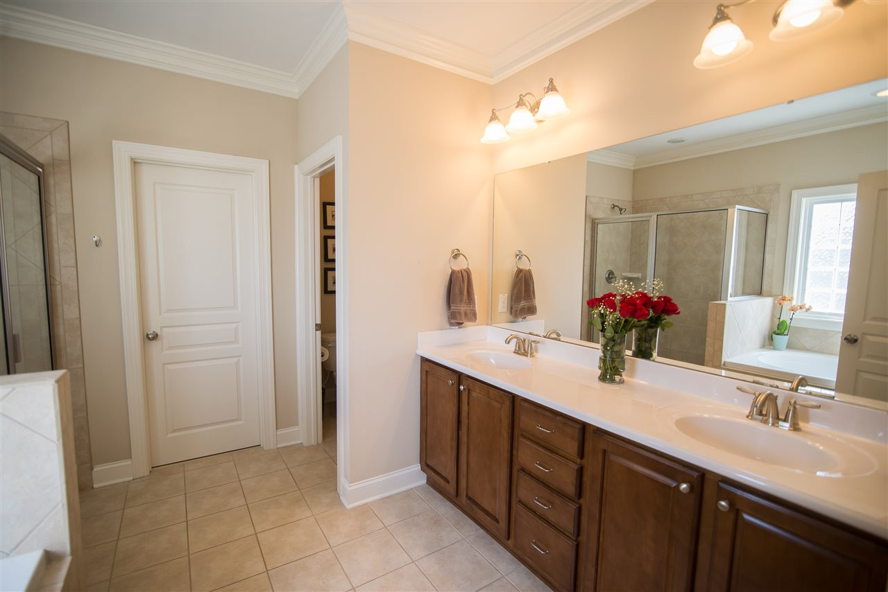 3607 Rabbit Hollow Trail Raleigh, NC 27614 - Photo 14 of 25 Dual sink vanity, walk-in shower, garden tub and HUGE master closet! Master Bath/Spa