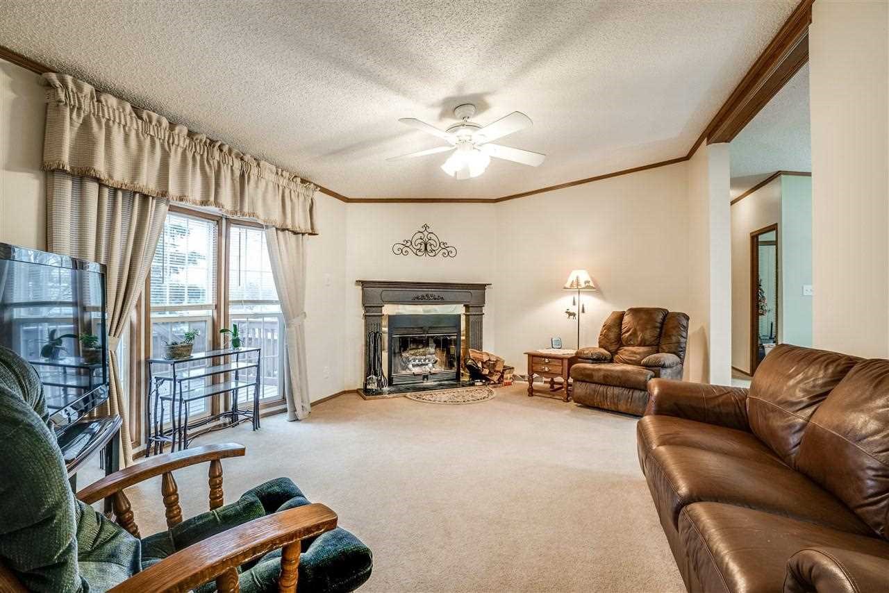 4790 Deal Road Fowlerville, MI 48836 - Photo 6 of 32
