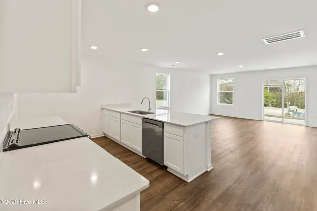 $1,800 | 2420 Brookville Drive, Unit A, Greenville, NC 27834