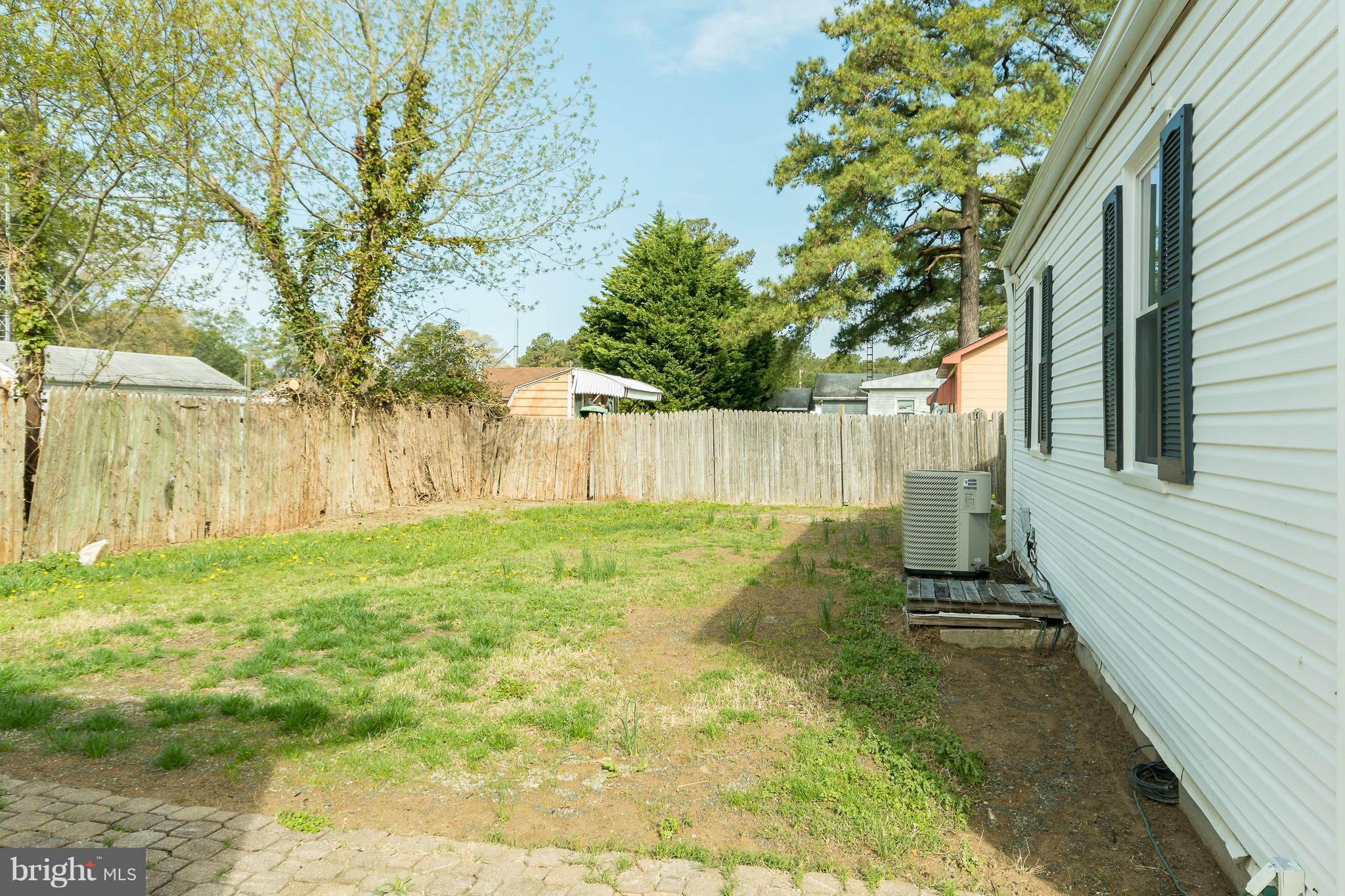 17299 Piney Point Road Piney Point, MD 20674 - Photo 4 of 16 Rear yard