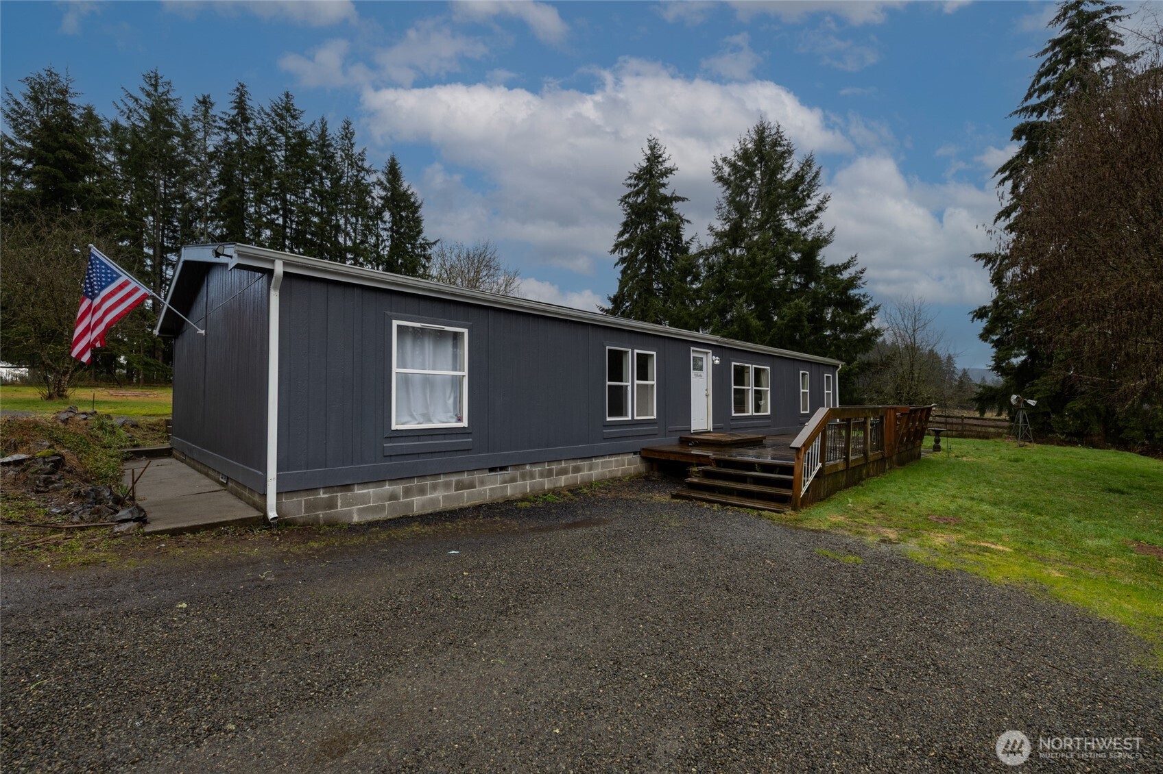 868 King Road Winlock, WA 98596 - Photo 3 of 29