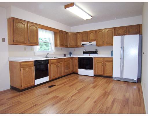 5864 Morris Road Springfield, OH 45502 - Photo 3 of 8